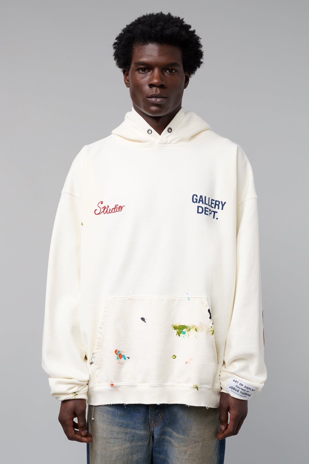 STUDIO HOODIE