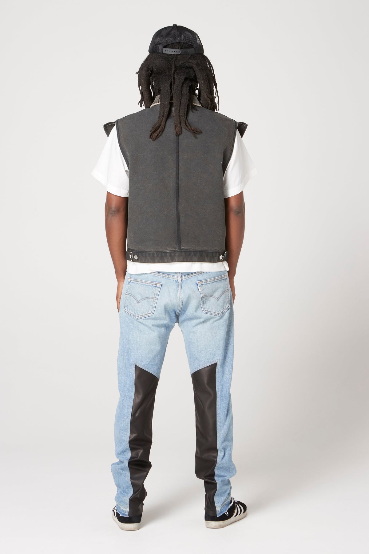 LOGAN VEST