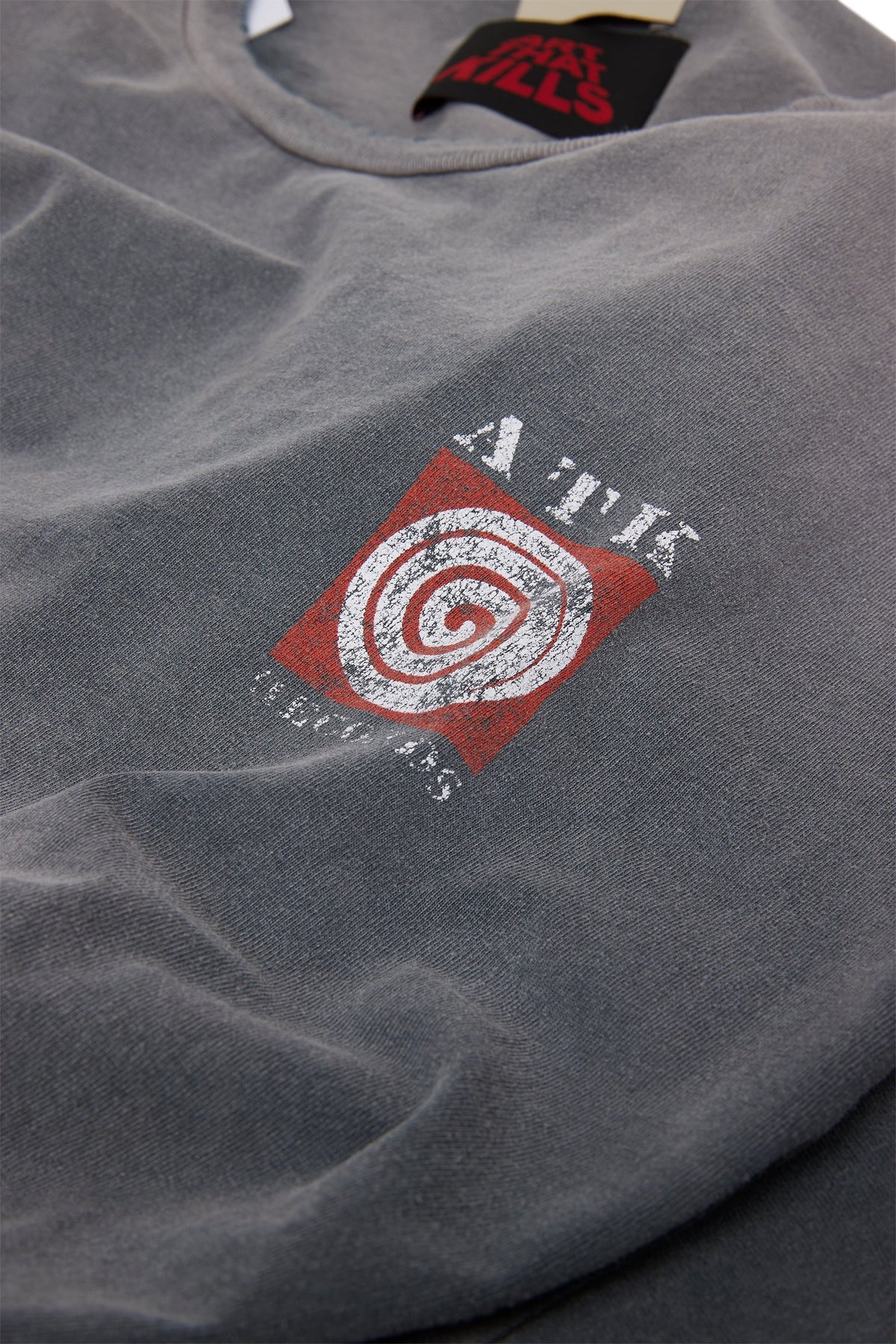 40-YEAR TEE