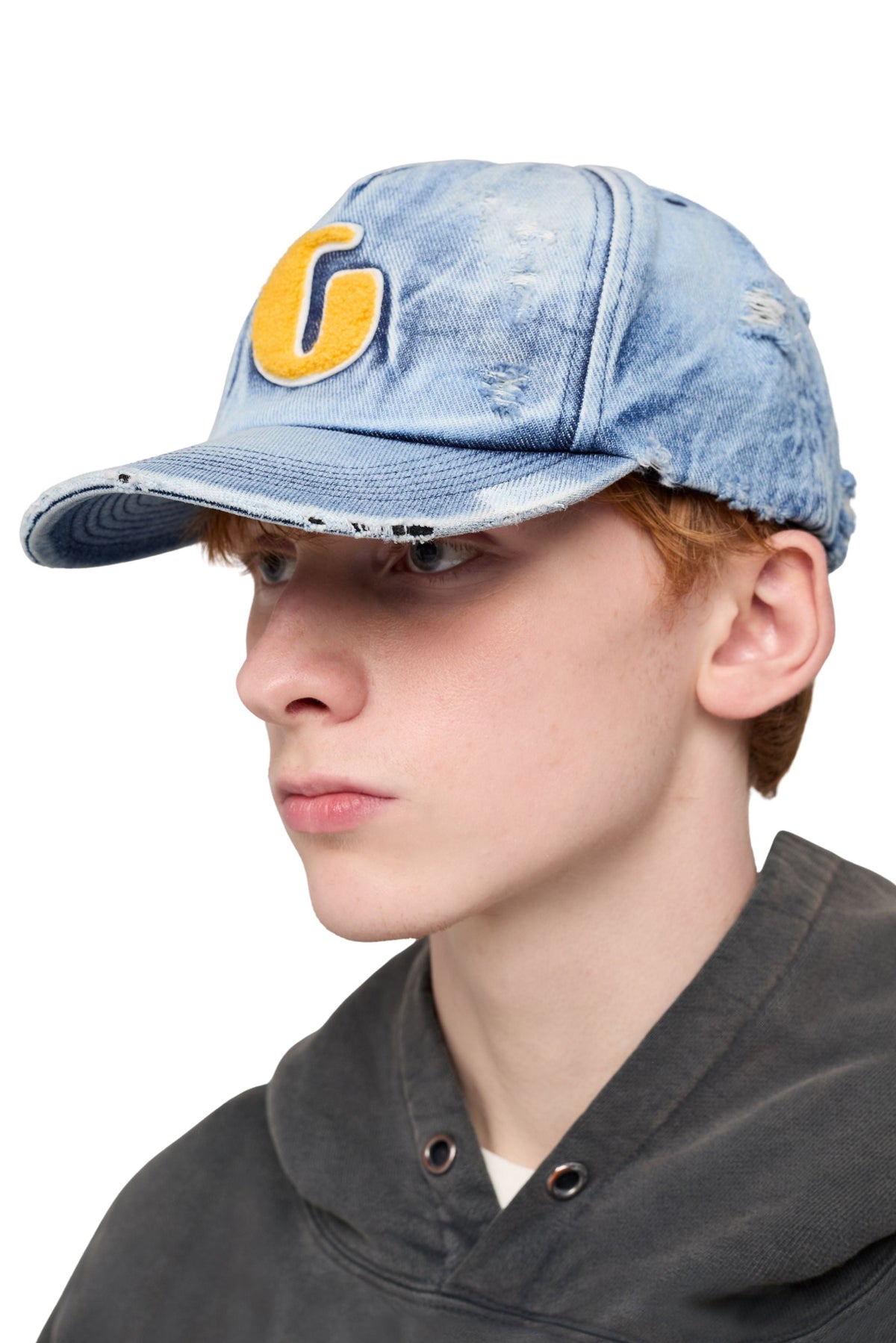 G LOGO PATCH CAP