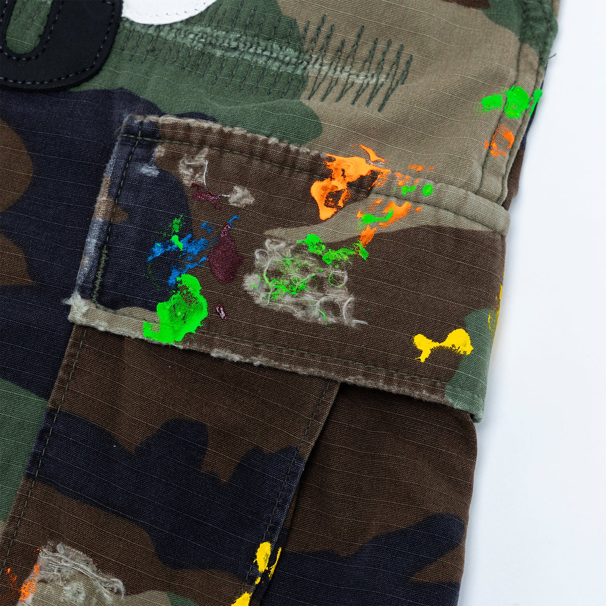 G PATCH WOODLAND CAMO CARGO SHORTS
